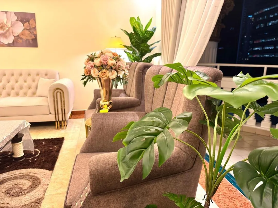 Apartment Klcc Suites In Kl 2000Sqf Luxurious Residence Kuala Lumpur