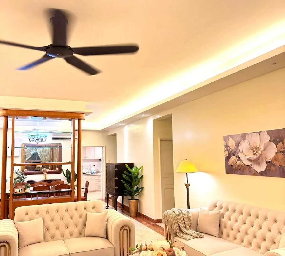 Klcc Suites In Kl 2000Sqf Luxurious Residence Kuala Lumpur